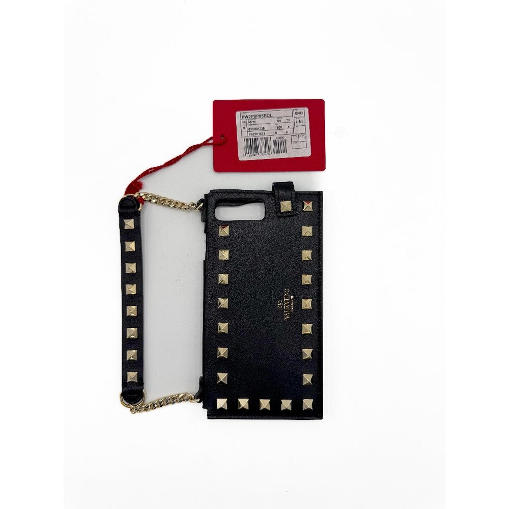 Valentino Garavani Rockstud Leather Phone Case in Black